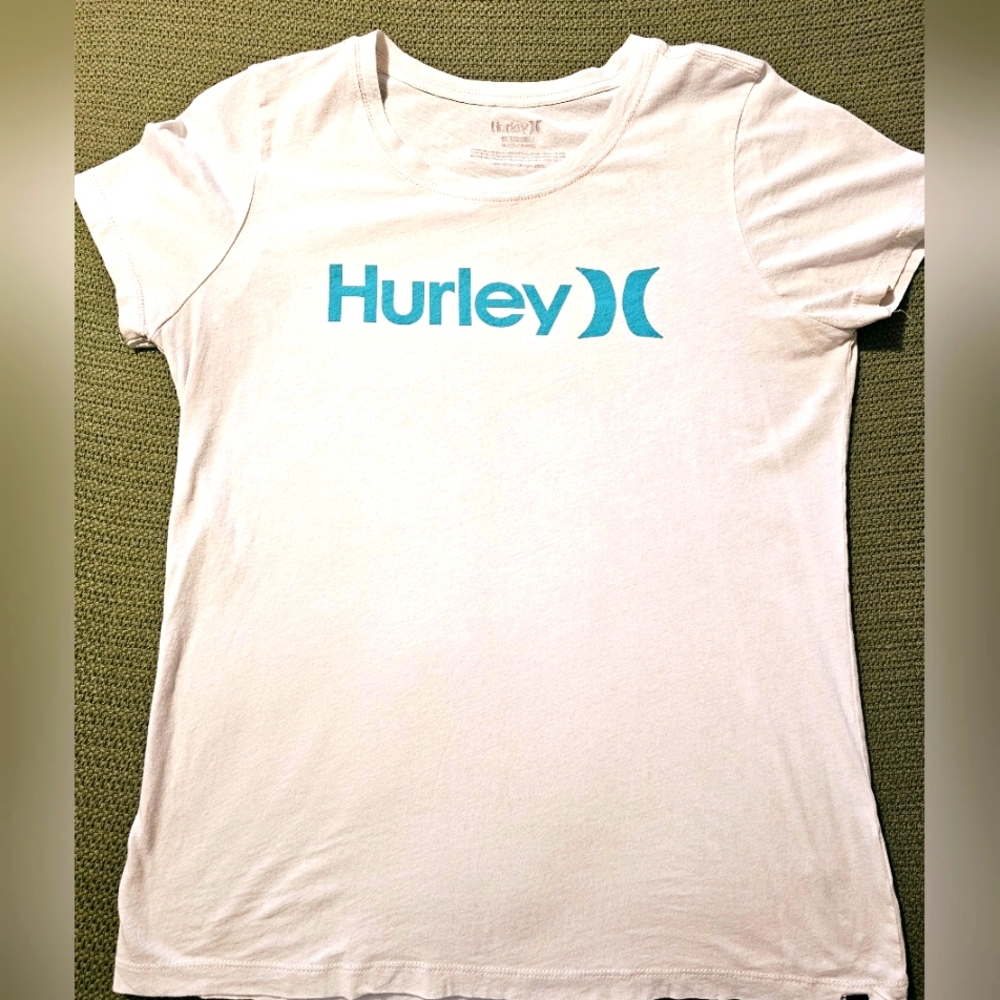 Hurley tshirt